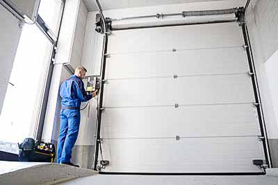Schaumburg garage door repair